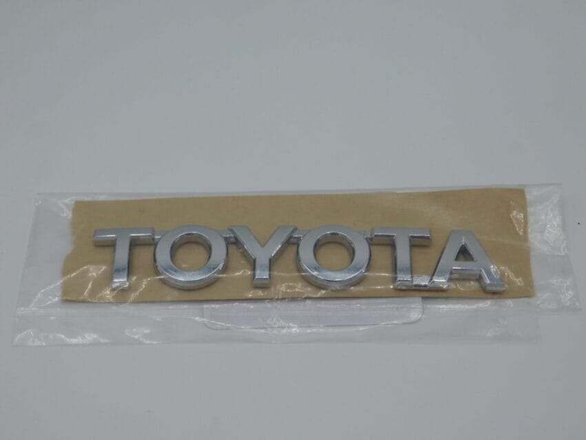 TOYOTA EMBLEM